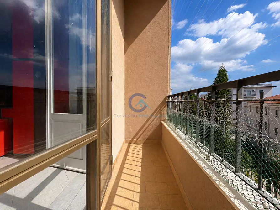 Immagine 16 di Quadrilocale in vendita  in Viale Crotone 66 a Catanzaro