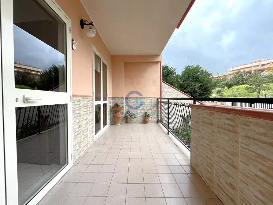 Immagine 18 di Casa trifamiliare in vendita  a Catanzaro