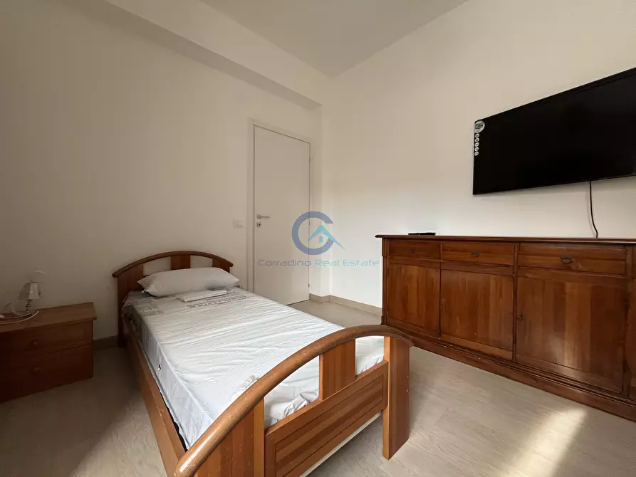 Immagine 9 di Trilocale in affitto  a Catanzaro