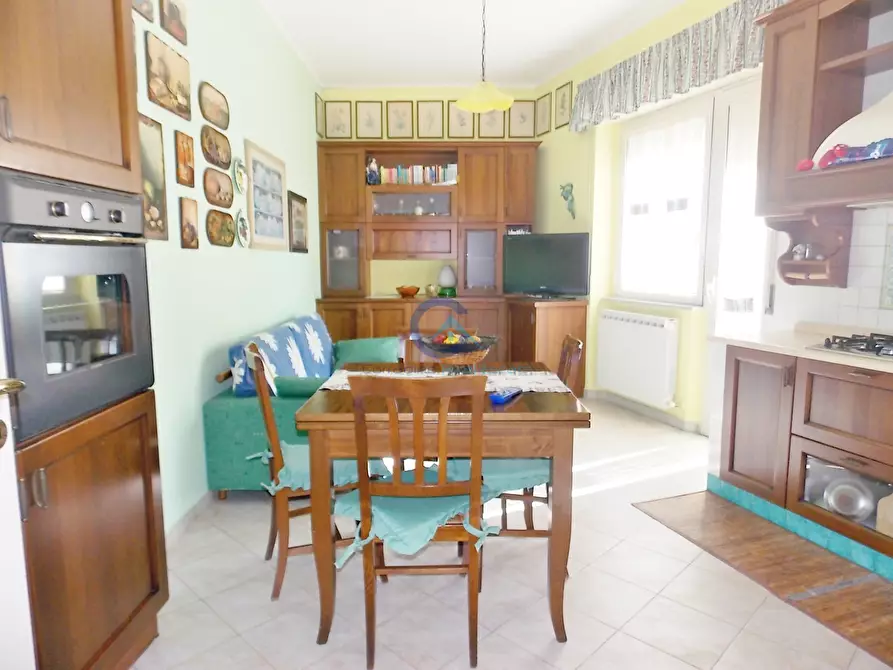 Immagine 5 di Stanza singola in affitto  a Catanzaro