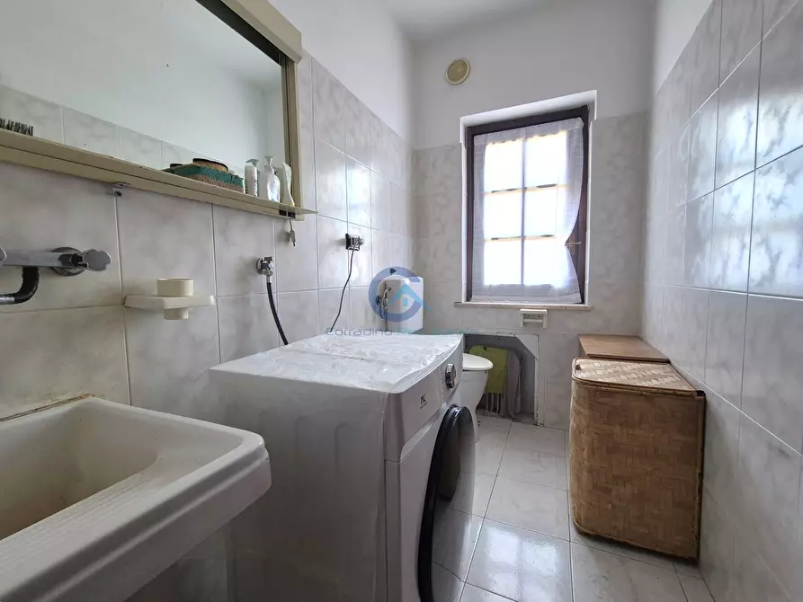 Immagine 16 di Quadrilocale in affitto  in Via dei Conti Falluc 126 a Catanzaro