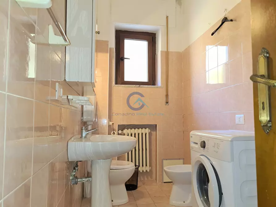 Immagine 10 di Trilocale in affitto  a Catanzaro