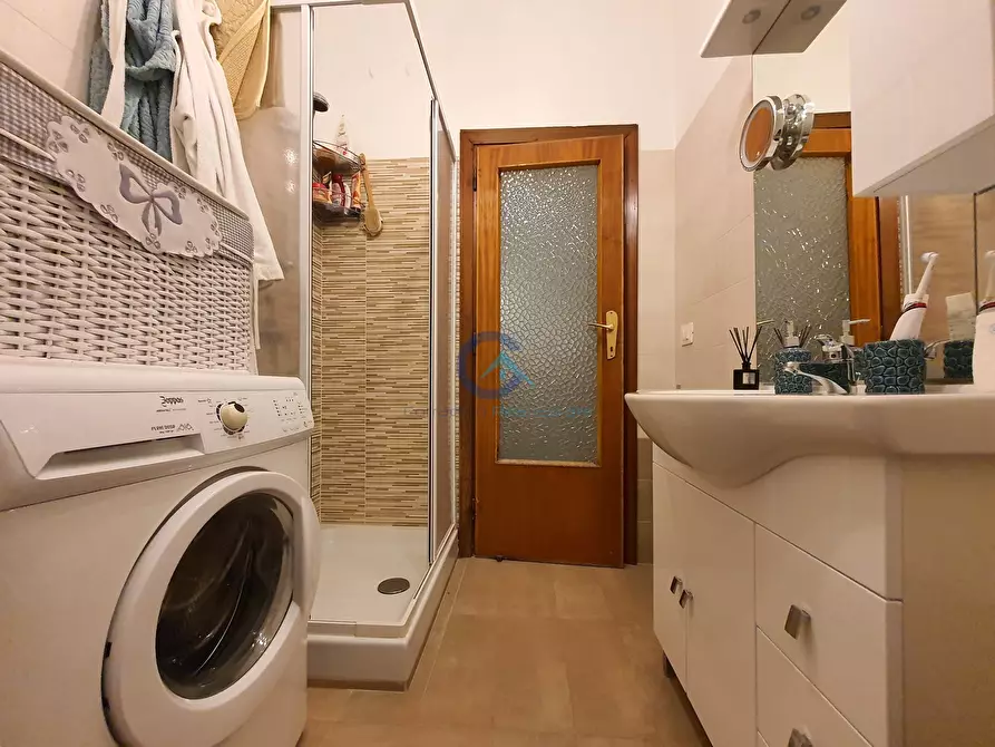 Immagine 11 di Quadrilocale in vendita  a Catanzaro