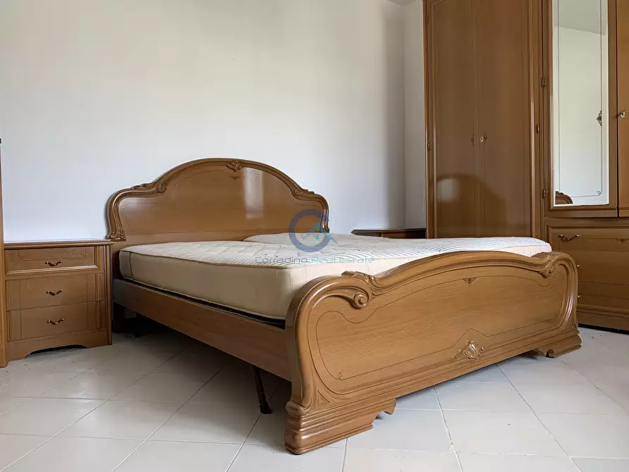 Immagine 9 di Trilocale in affitto  a Catanzaro