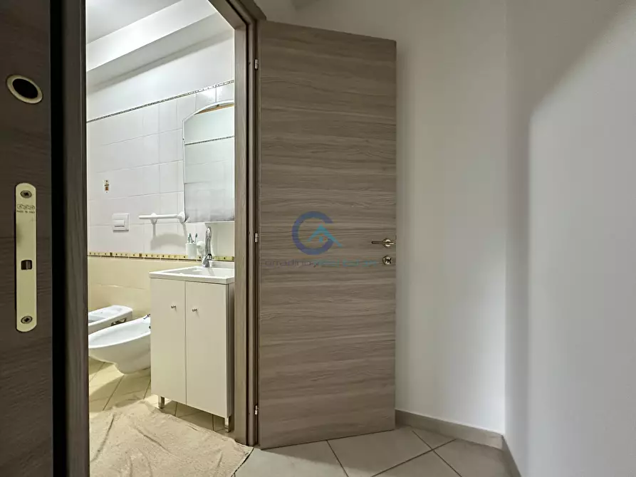 Immagine 16 di Trilocale in vendita  in Via Laerte 5 a Squillace