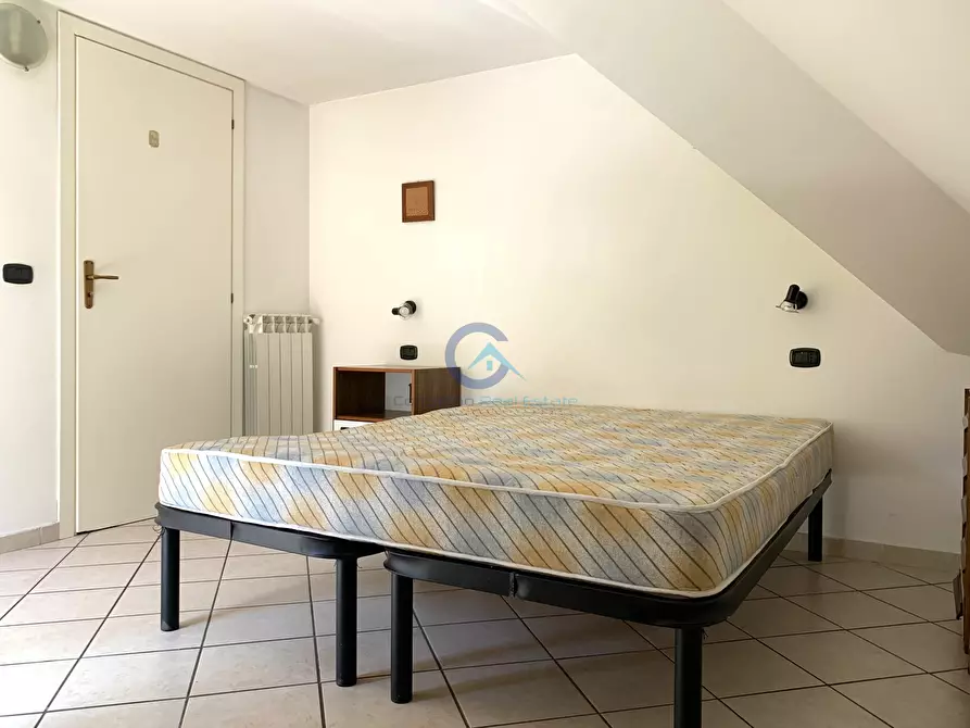 Immagine 9 di Mansarda in affitto  a Catanzaro