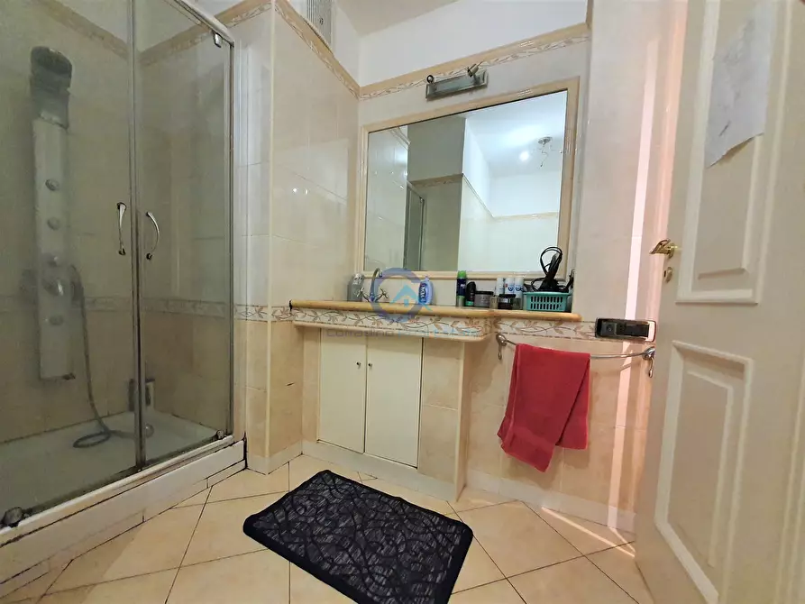 Immagine 13 di Trilocale in affitto  a Catanzaro