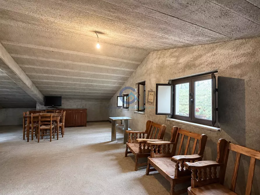 Immagine 15 di Villa in vendita  in Via Codella a Settingiano
