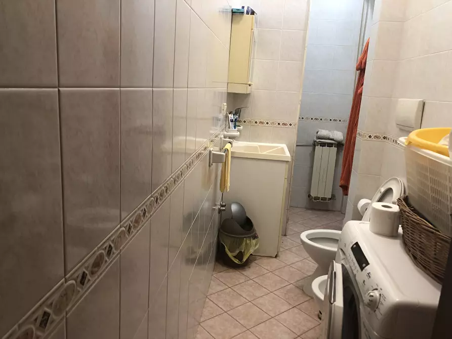 Immagine 19 di Pentalocale in vendita  in Viale Teocrito a Siracusa