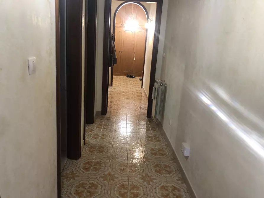 Immagine 17 di Pentalocale in vendita  in Viale Teocrito a Siracusa