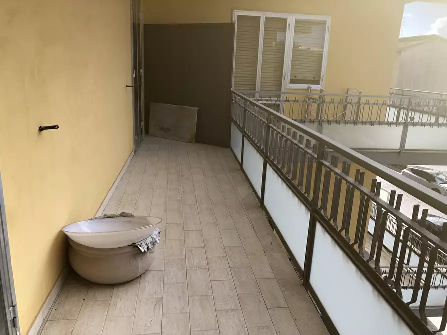 Immagine 24 di Pentalocale in vendita  in V.LE SANTA PANAGIA a Siracusa