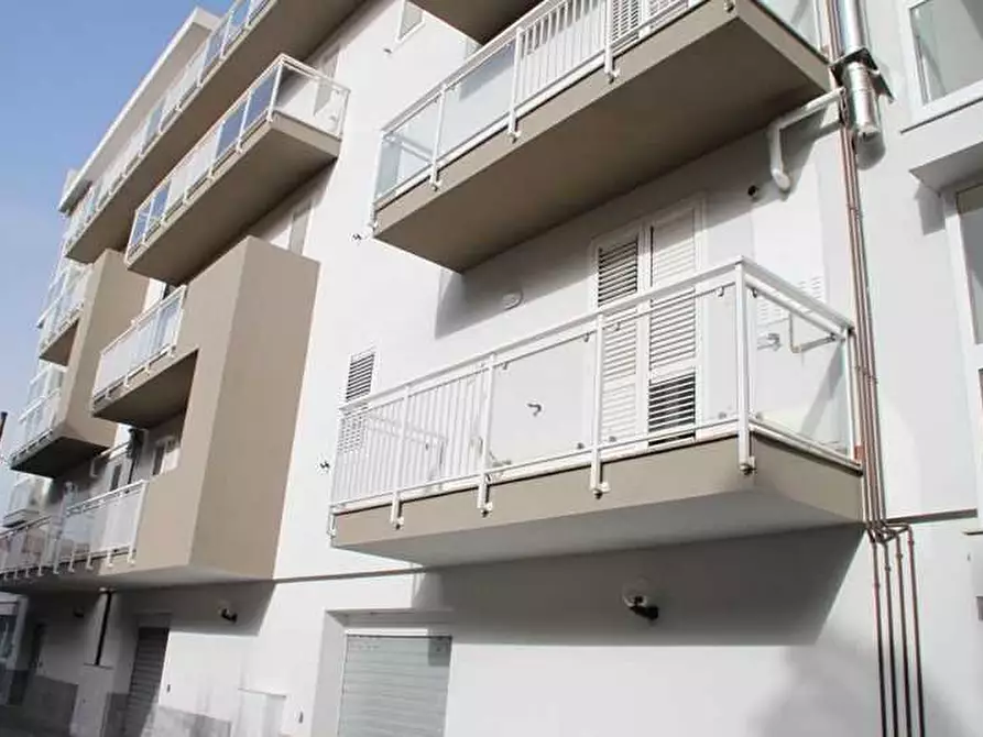 Immagine 3 di Trilocale in vendita  in VIALE SCALA GRECA a Siracusa