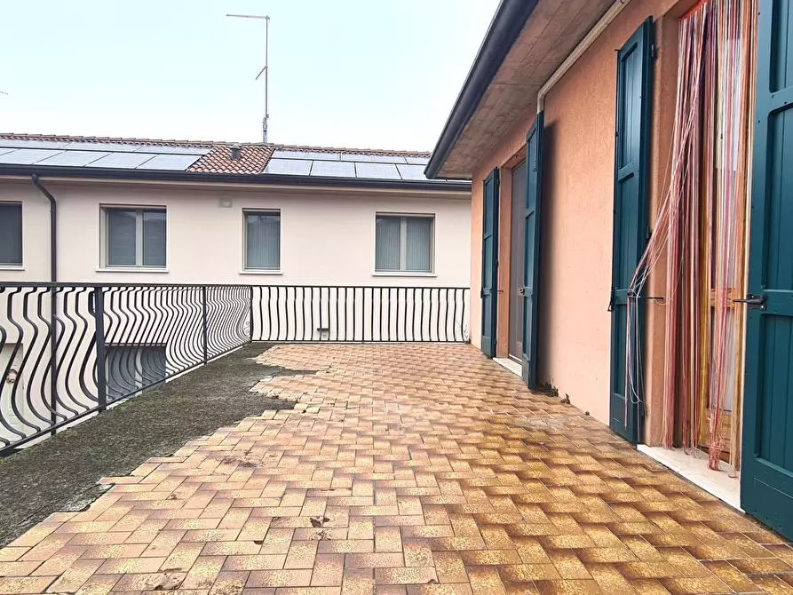 Immagine 19 di Porzione di casa in affitto  in Via Solferino 23 a Leno