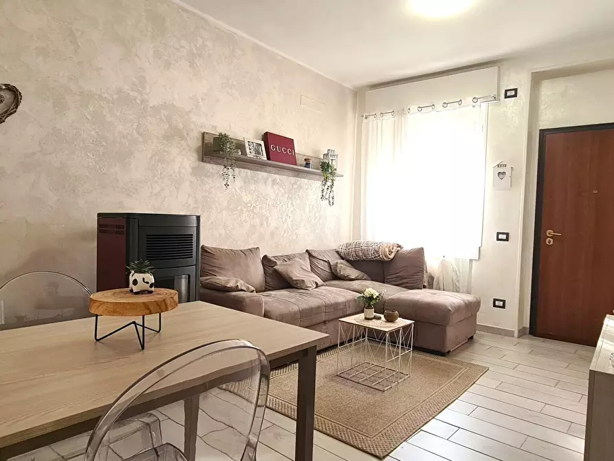 Immagine 2 di Porzione di casa in vendita  in Via Giuseppe Verdi a Borgosatollo