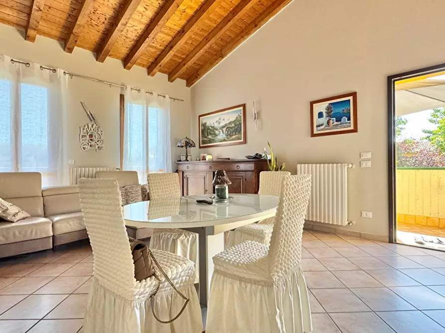 Immagine 4 di Trilocale in vendita  in Via Angelo Mazzoldi a Montichiari