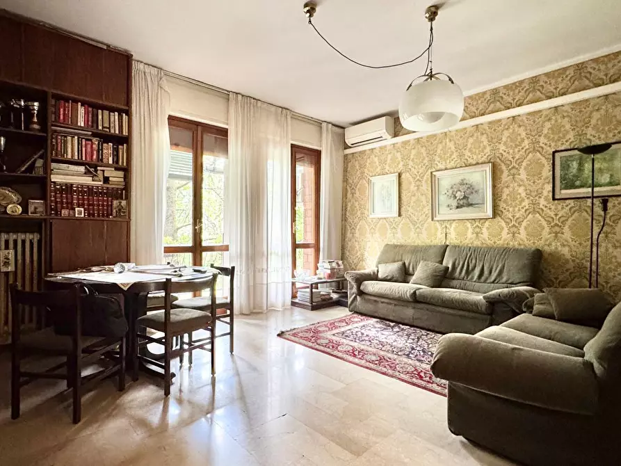 Immagine 1 di Quadrilocale in vendita  in VIA VALOTTI a Brescia