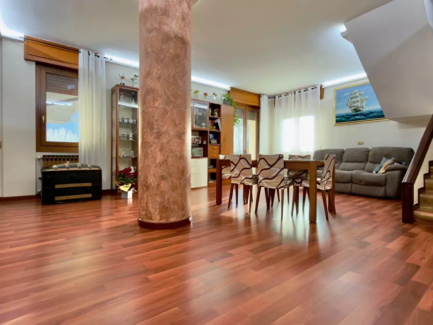 Immagine 2 di Trilocale in vendita  a Villa Carcina