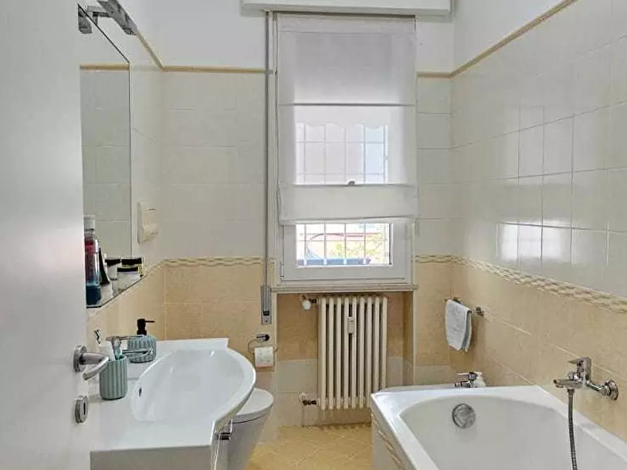 Immagine 20 di Quadrilocale in vendita  in Via Antonio Bazzini 11 a Brescia