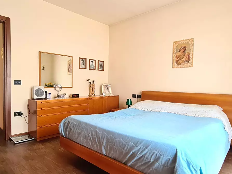 Immagine 12 di Trilocale in vendita  in Via Giuseppe di Vittorio 49 a Borgosatollo