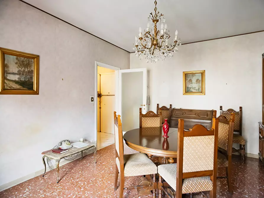 Immagine 7 di Bilocale in vendita  in Via Tiburtina 602 a Roma