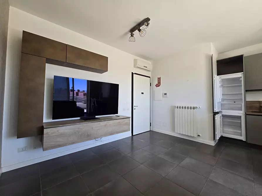 Immagine 3 di Bilocale in affitto  in Via Guglielmo Petroni 38 a Roma