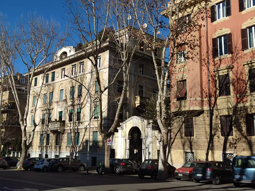 Immagine 1 di Ufficio in affitto  in Viale Parioli 60 a Roma