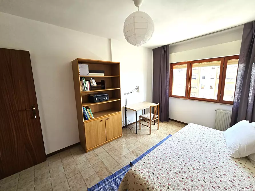 Immagine 3 di Stanza singola in affitto  in Viale Lina Cavalieri 103 a Roma