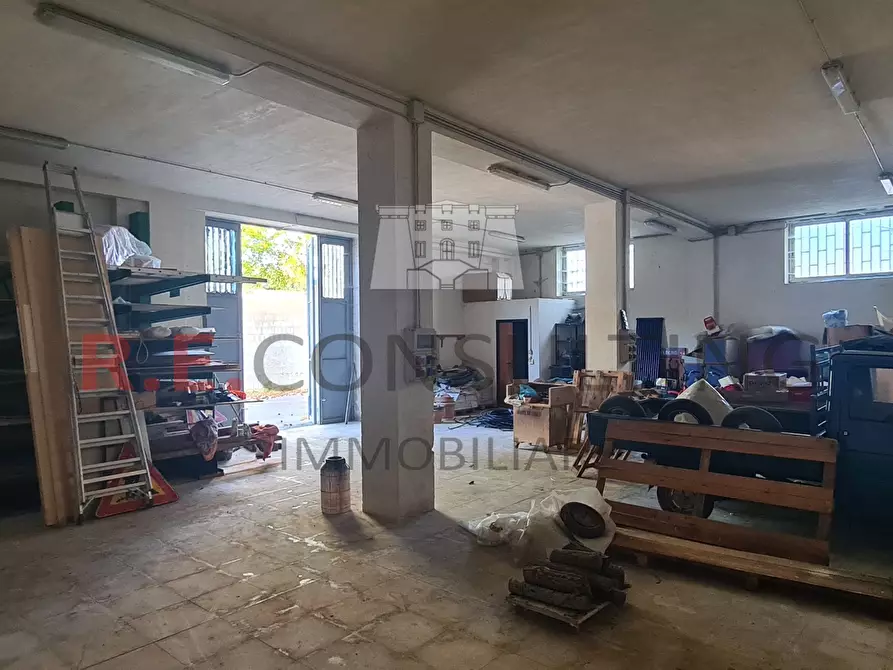 Immagine 3 di Capannone industriale in vendita  in Strada Provinciale ex SS 581 126 a Martina Franca