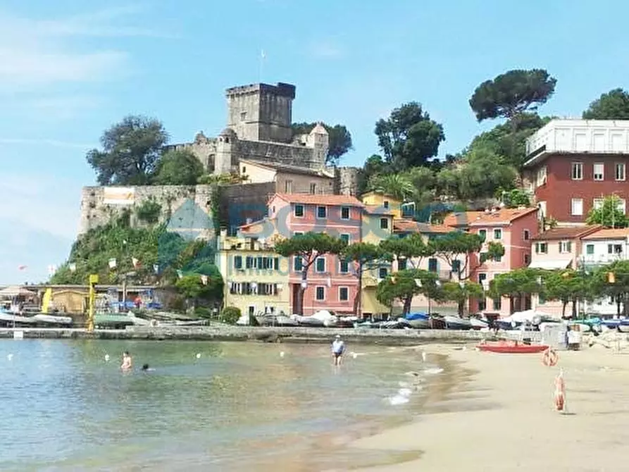 Immagine 1 di Monolocale in affitto  a Lerici