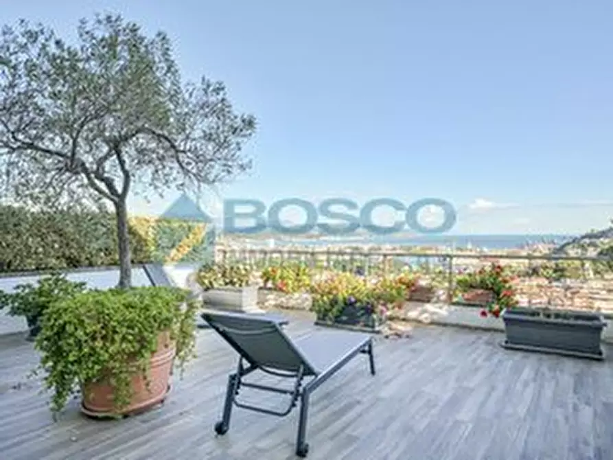 Immagine 43 di Pentalocale in vendita  in Costa di Murlo a La Spezia