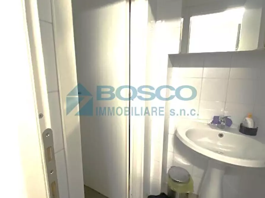 Immagine 18 di Bar / Ristorante in vendita  a Lerici