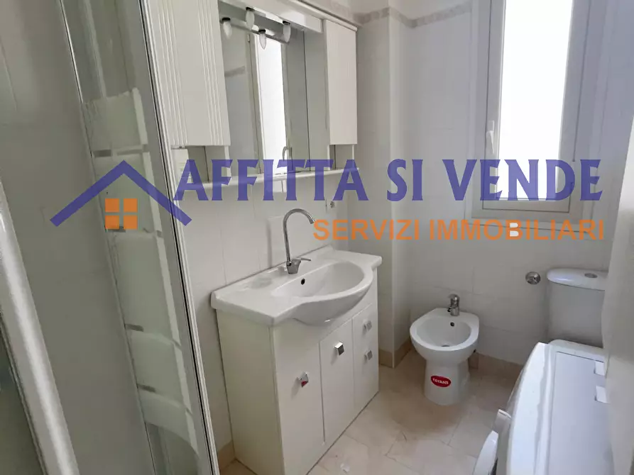 Immagine 12 di Pentalocale in affitto  in Corso Gelone 63 a Siracusa