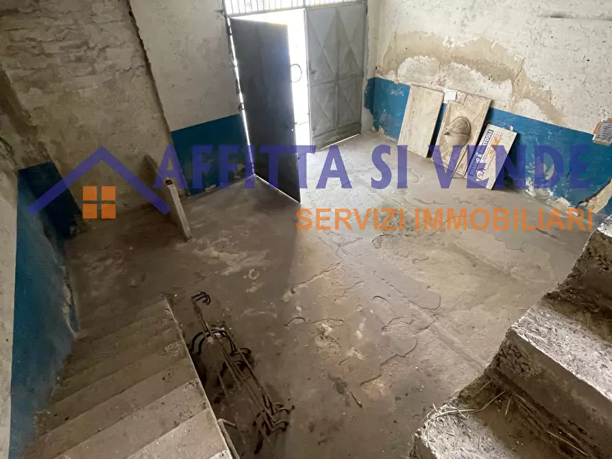 Immagine 12 di Magazzino in vendita  a Floridia