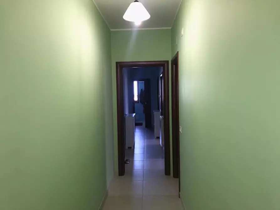 Immagine 23 di Pentalocale in vendita  in Viale San Panagia 170 a Siracusa