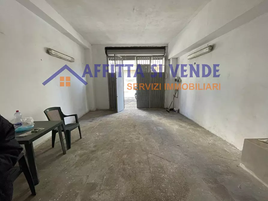 Immagine 4 di Locale commerciale in vendita  in Via Francia 1 a Siracusa