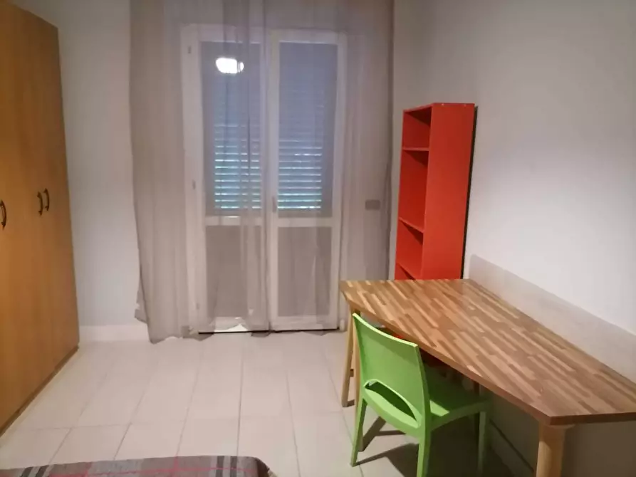 Immagine 8 di Stanza singola in affitto  a Pescara