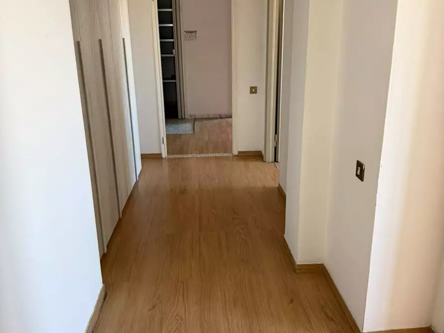 Immagine 2 di Trilocale in vendita  a Pescara
