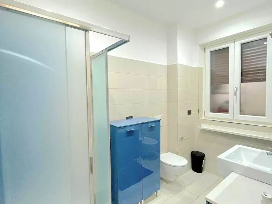 Immagine 9 di Trilocale in vendita  in Via Liguria a Pescara