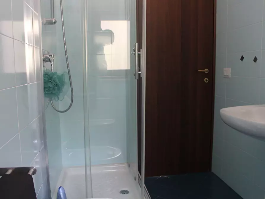 Immagine 11 di Villetta a schiera in affitto  a Pescara