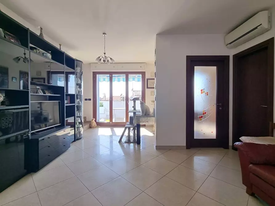 Immagine 5 di Quadrilocale in vendita  a Pescara