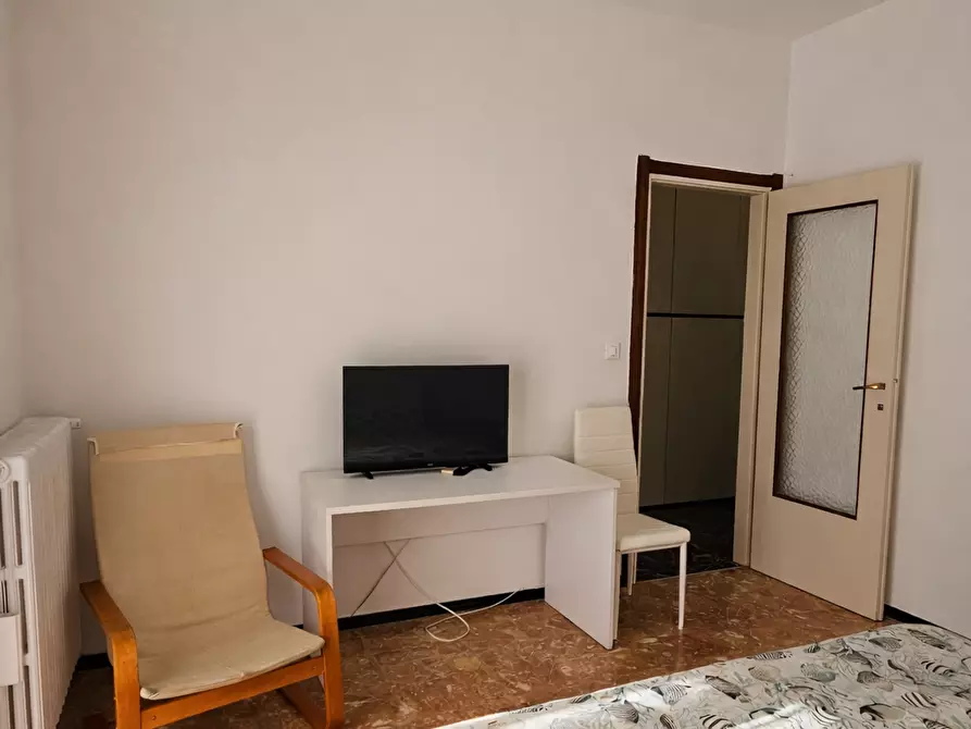 Immagine 14 di Trilocale in affitto  a Rapallo