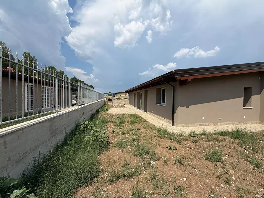 Immagine 20 di Casa bifamiliare in vendita  a Fiano Romano