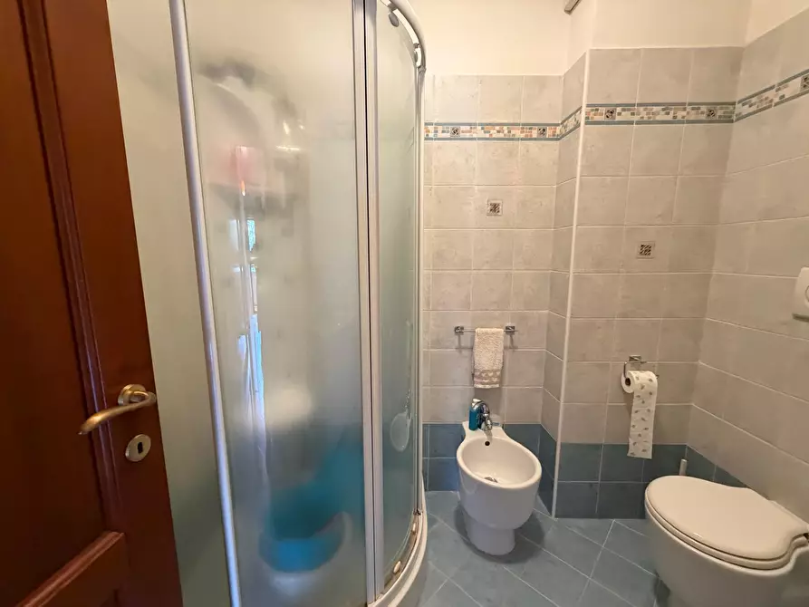 Immagine 15 di Trilocale in vendita  a Roma