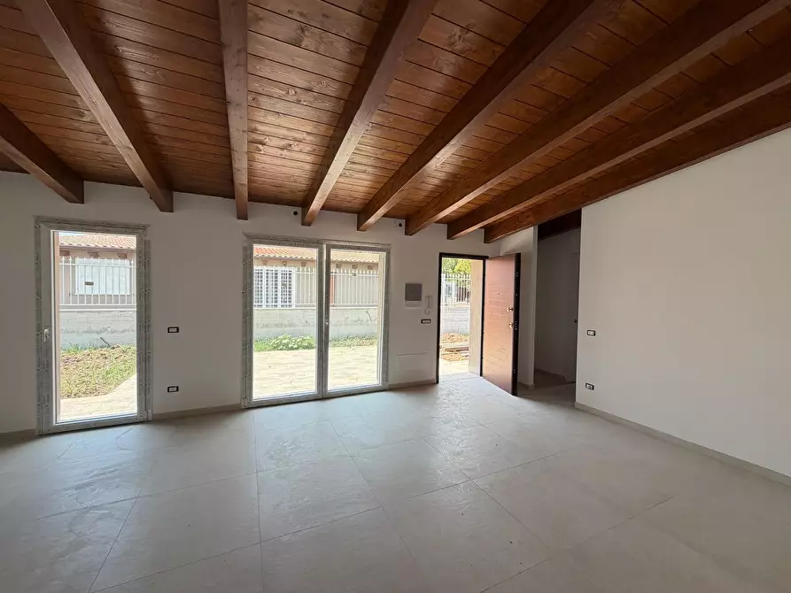 Immagine 6 di Casa bifamiliare in vendita  a Fiano Romano