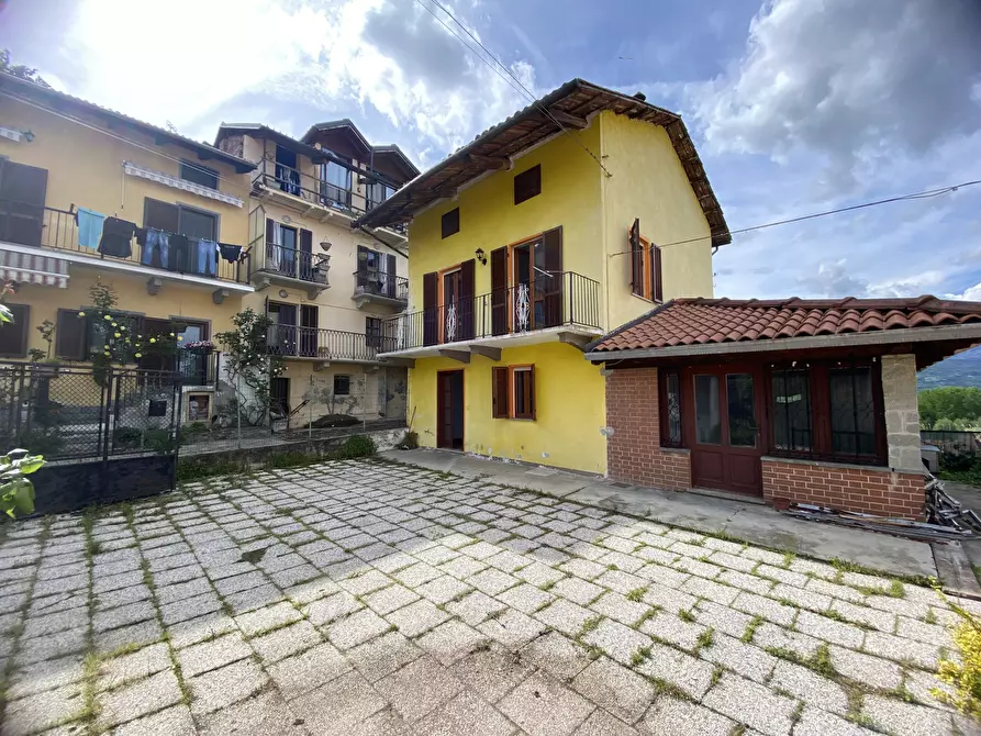 Immagine 1 di Casa indipendente in vendita  in via Giuseppe Mazzini 38 a Perosa Canavese