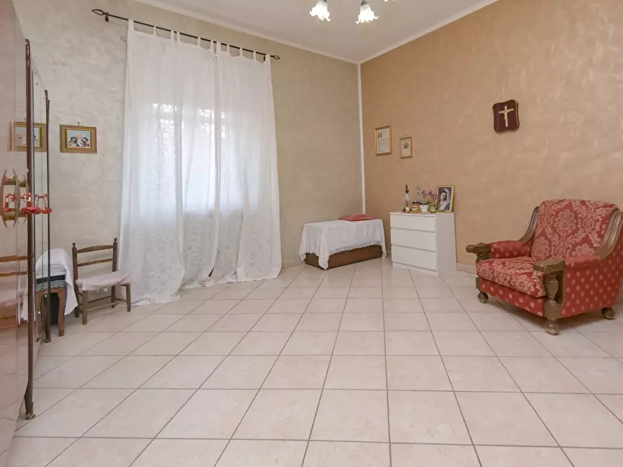 Immagine 28 di Quadrilocale in vendita  in via Livorno 9 a Torino