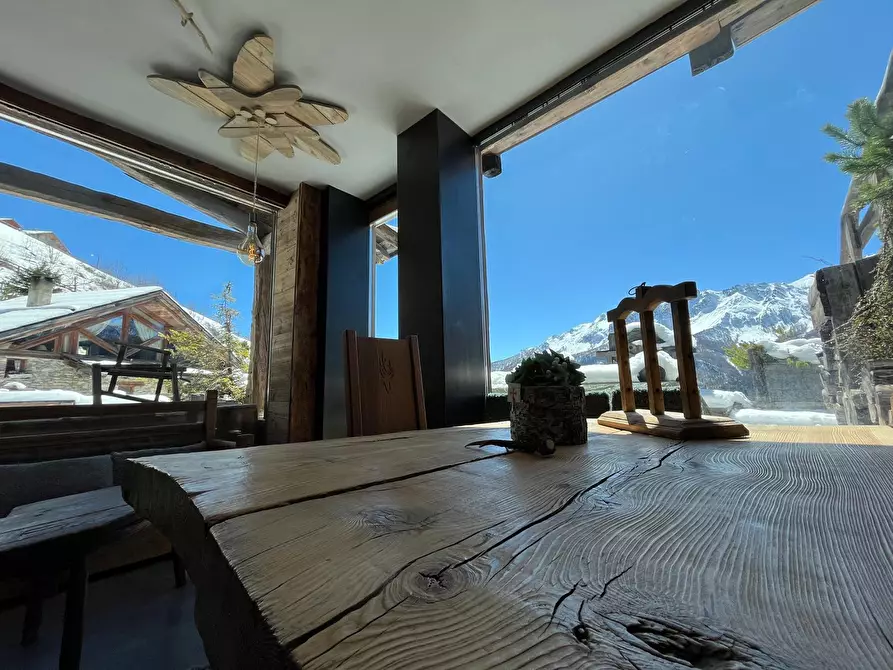 Immagine 37 di Baita in vendita  a Bardonecchia