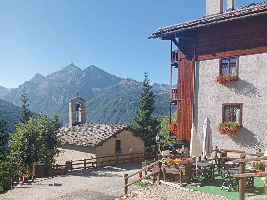 Immagine 34 di Quadrilocale in vendita  in via allevè 1 a Pragelato