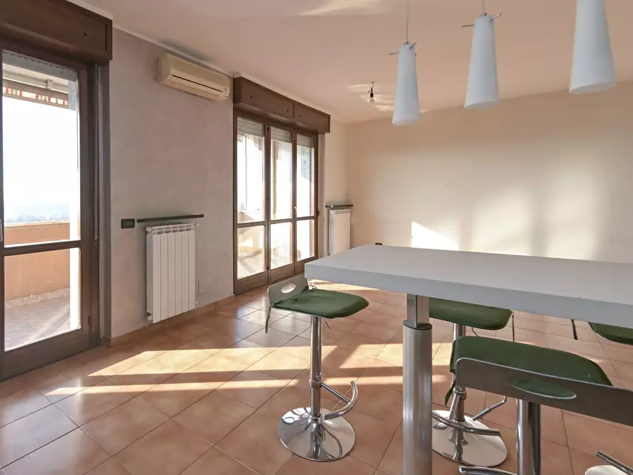 Immagine 17 di Quadrilocale in affitto  in Via Pietro Cossa 293/40 a Torino