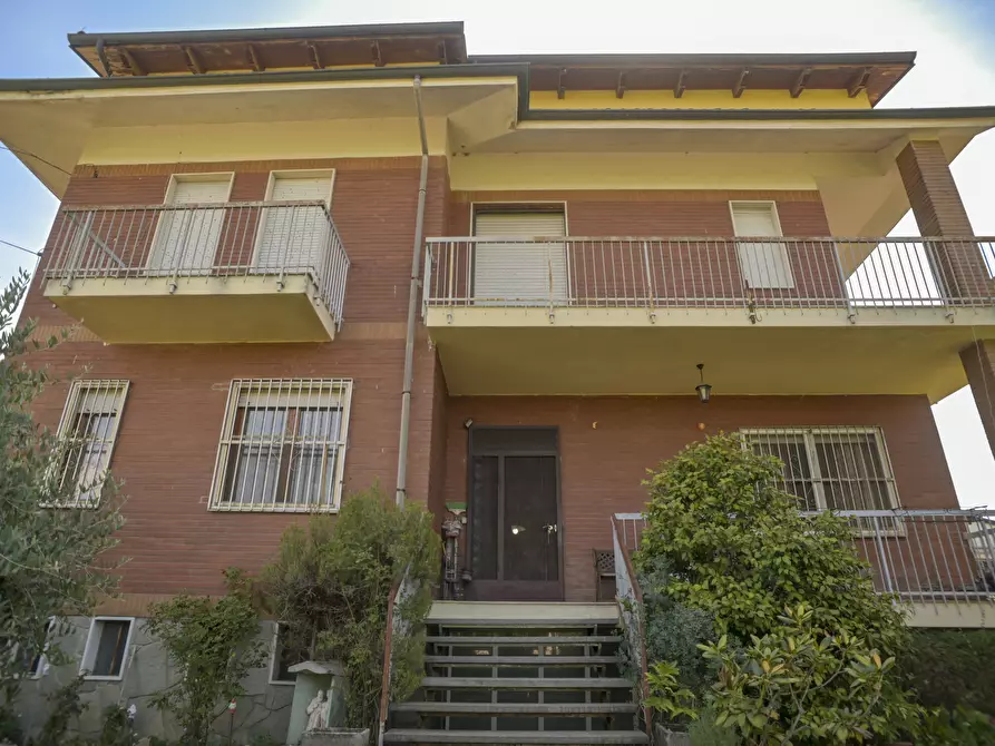 Immagine 9 di Casa bifamiliare in vendita  in Via Settimo 80 a Leini